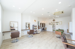 Hair & make CheRu